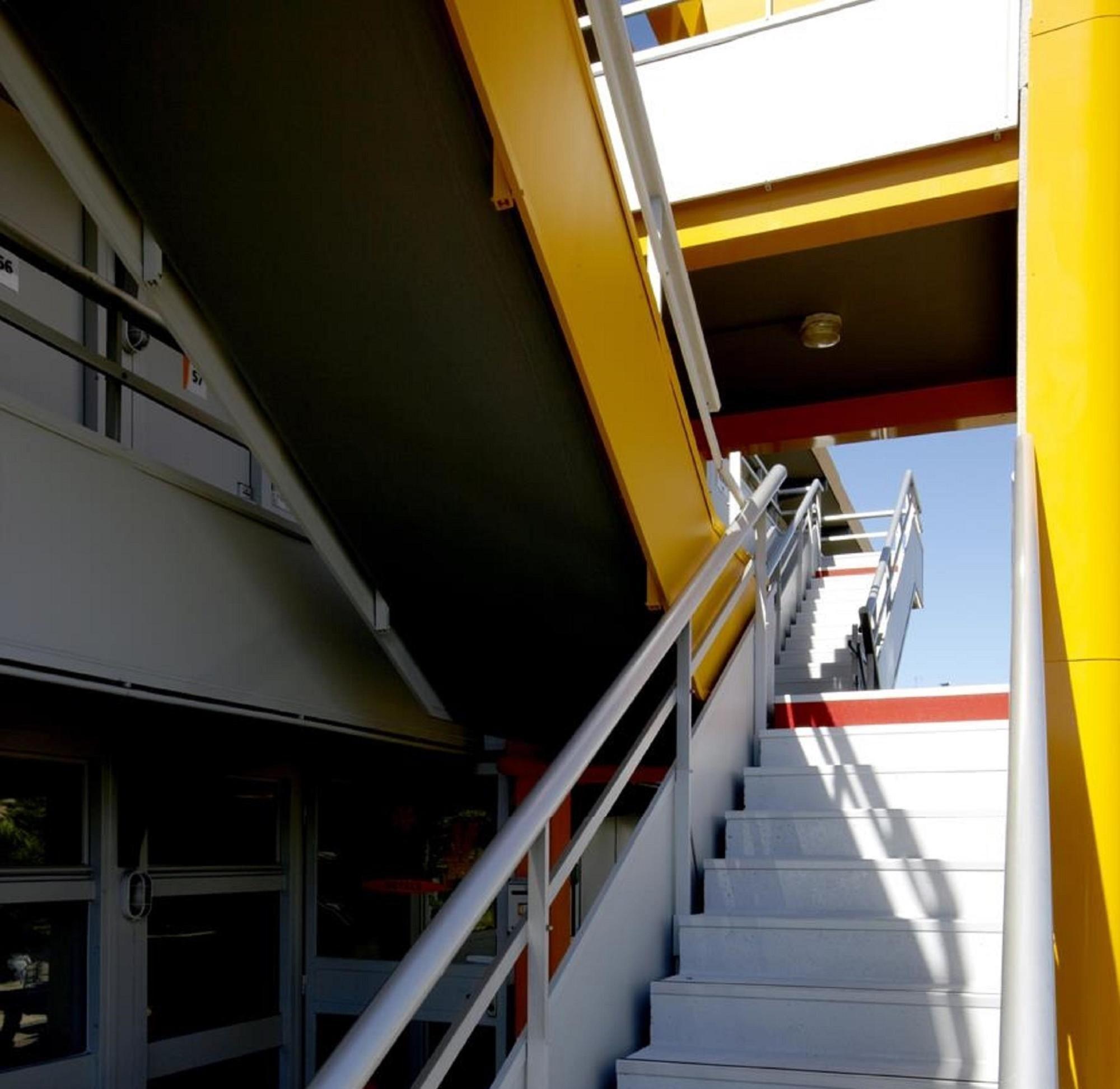Premiere Classe Aeroport Marseille Vitrolles  Exteriér fotografie