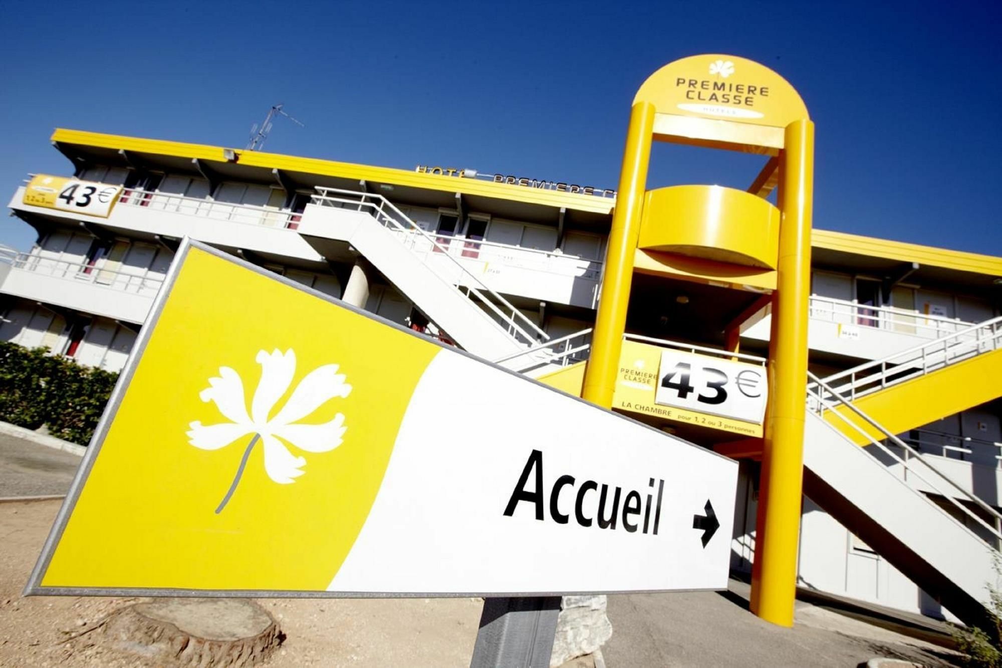 Premiere Classe Aeroport Marseille Vitrolles  Exteriér fotografie