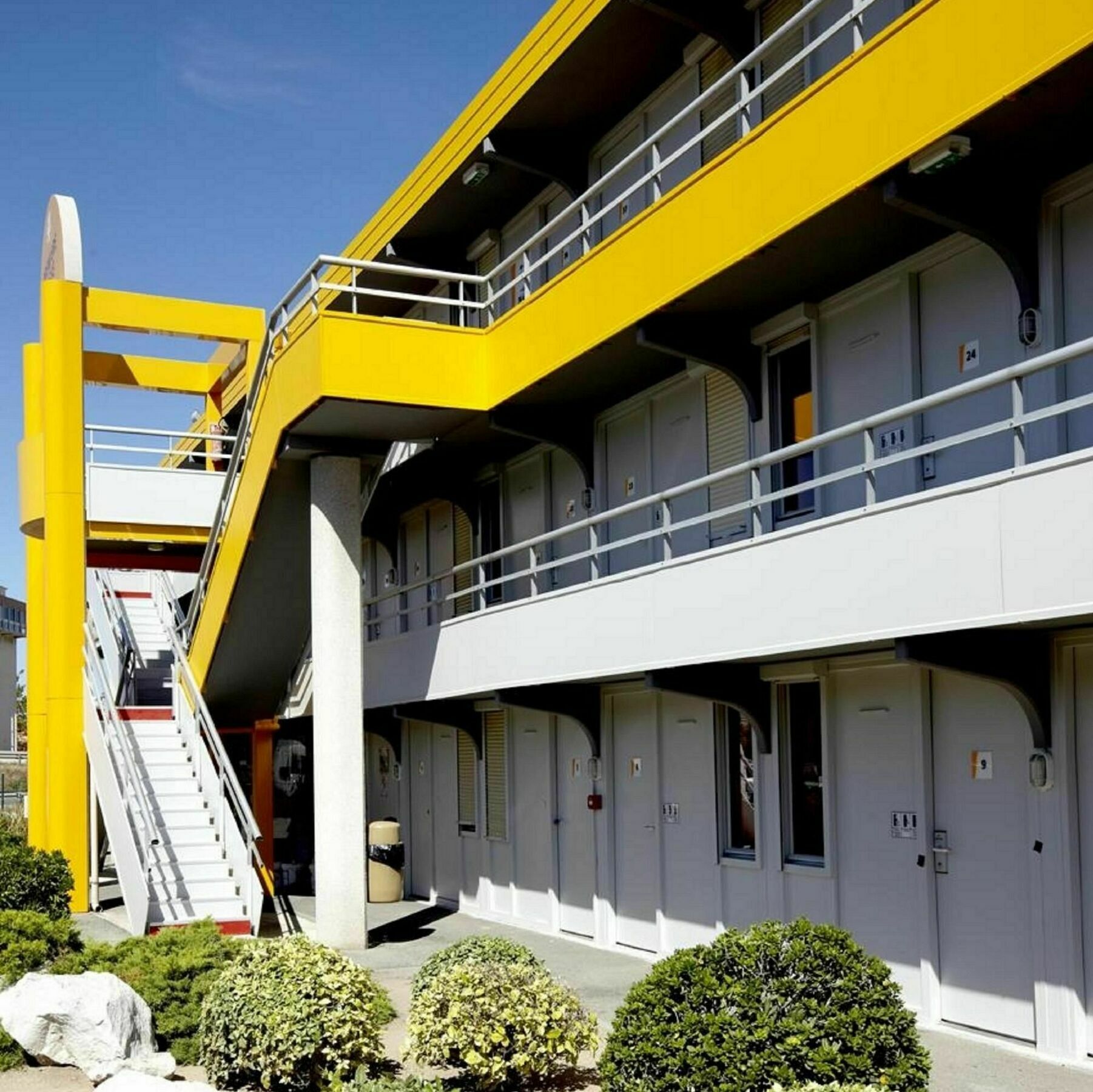 Premiere Classe Aeroport Marseille Vitrolles  Exteriér fotografie